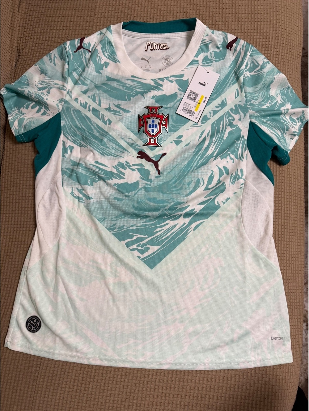 PUMA Portugal 2026 Women Away Soccer Jersey Medium NWT